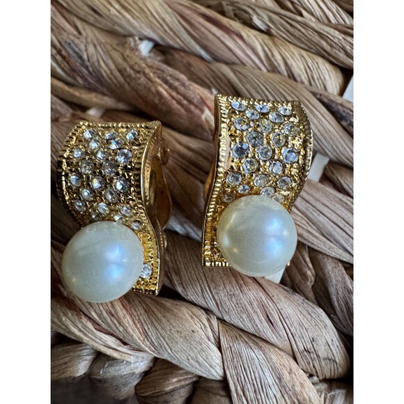 80s/90s Gold-Tone Clip-On Earrings w/Faux Pearl & Rhinestones - Picture 4 of 8